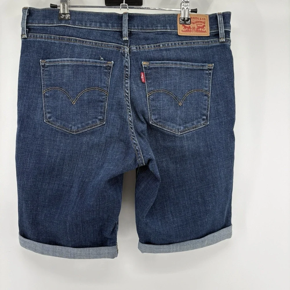 Womens Levi's Cuffed Stretch‎ Jean Shorts Size 31 (32) Blue Embellished